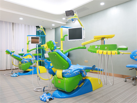 營口世紀口腔醫(yī)院_兒童治療室