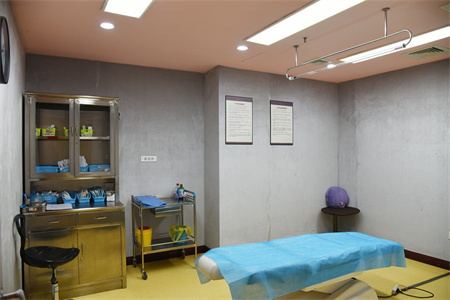 營口臻美醫(yī)療美容診所_注射室