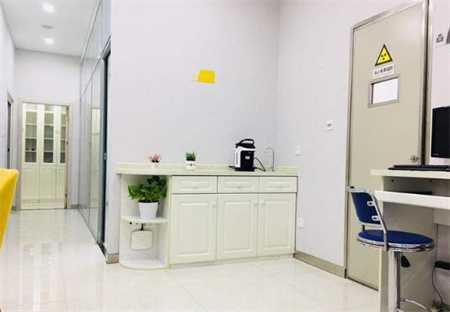 銀川名仁口腔診所_醫(yī)院一角