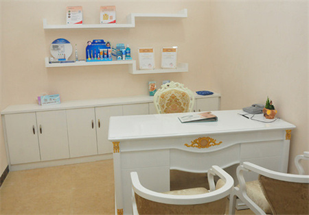 宜春華美醫(yī)療美容醫(yī)院_咨詢室