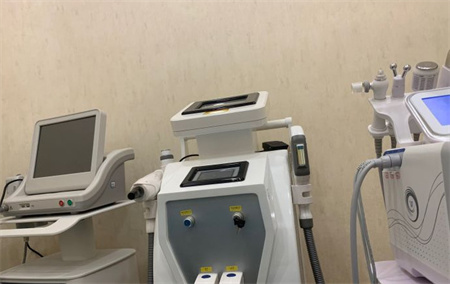 宜昌芳華醫(yī)療美容診所_醫(yī)院儀器