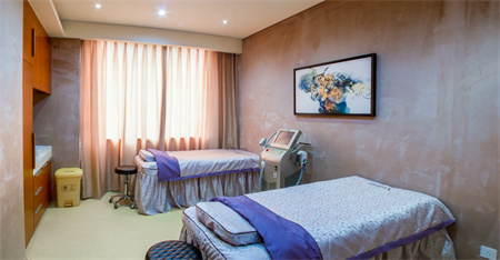 宜賓西嬋鈞閣醫(yī)學(xué)美容診所_治療室