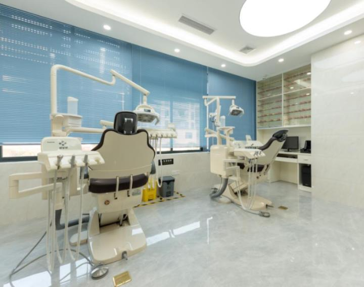 陽江華康口腔醫(yī)院_治療室