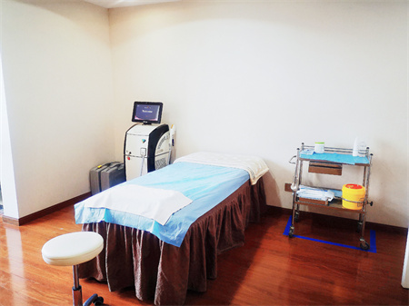 揚州美貝爾醫(yī)療美容門診部_治療室