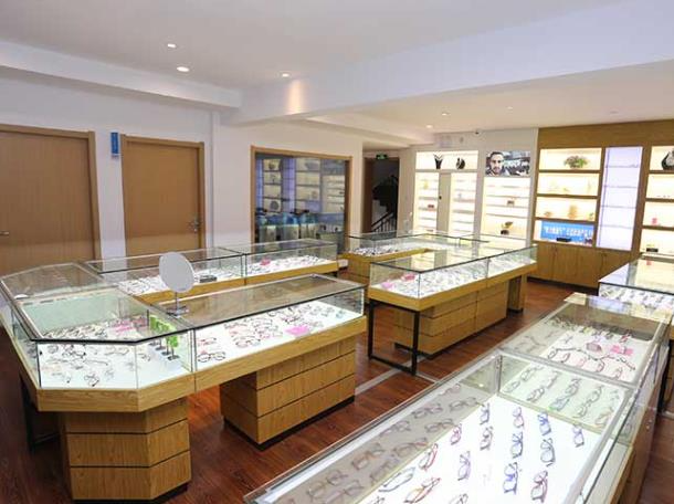 鹽城高峰愛視眼科醫(yī)院_配鏡中心