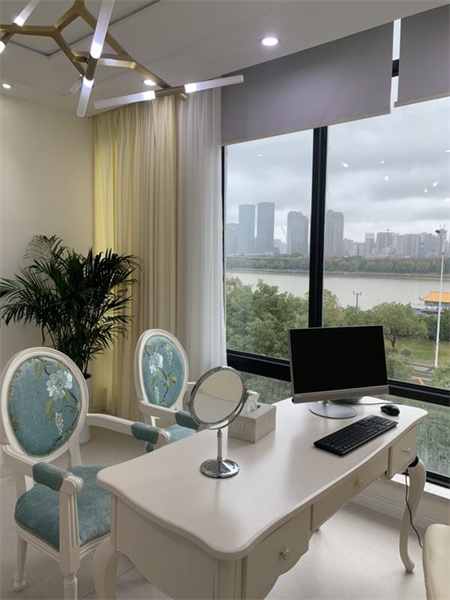 延吉尹世整形美容醫(yī)院_面部設(shè)計(jì)室