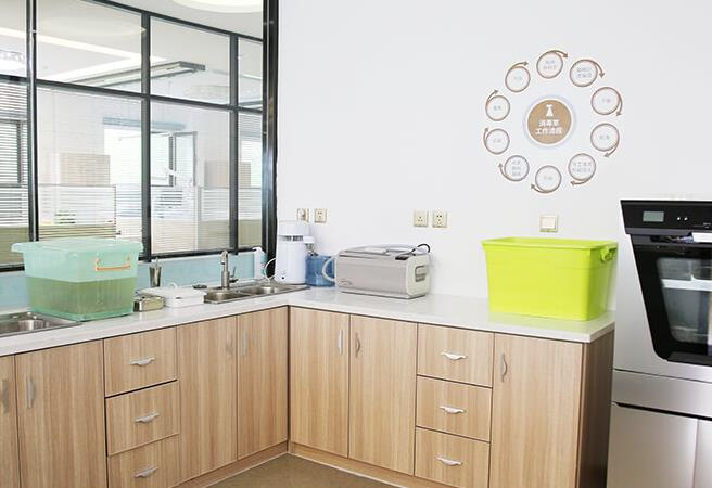 煙臺孫周口腔門診部_消毒室