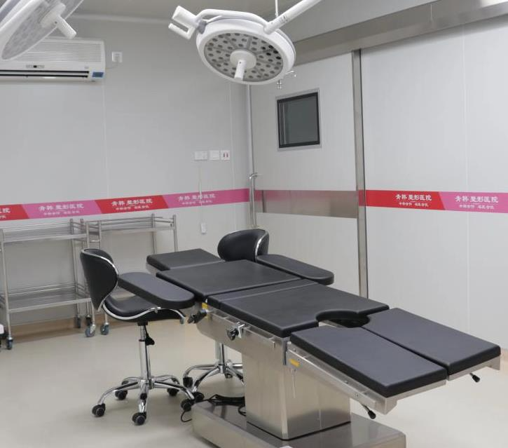 煙臺(tái)青韓整形醫(yī)院_手術(shù)室