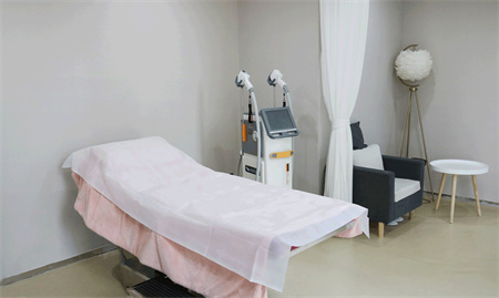 雅安市紅十字醫(yī)院整形美容科_治療室