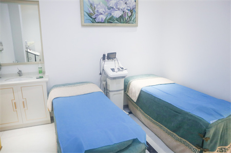 煙臺百黛劉芳醫(yī)療美容門診部_治療室