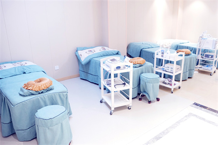 徐州文龍醫(yī)療美容診所_皮膚治療室