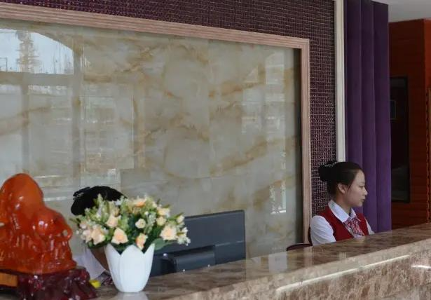 宿遷天黛醫(yī)學(xué)美容診所_前臺(tái)