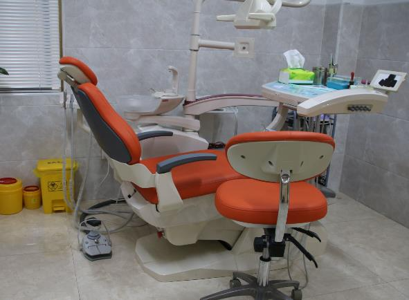 邢臺(tái)國(guó)華口腔醫(yī)院_治療室