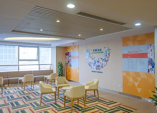 信陽(yáng)愛(ài)爾眼科醫(yī)院_休息區(qū)