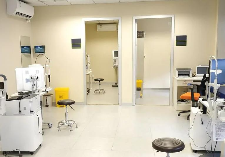 信陽(yáng)愛(ài)爾眼科醫(yī)院_檢測(cè)室