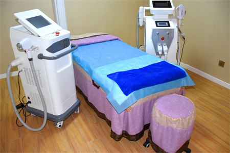 新鄉(xiāng)金忠民醫(yī)療整形美容門診部_皮膚治療室