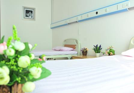 新疆劉暢美容整形門(mén)診部_病房