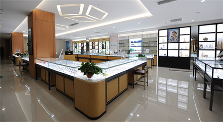 新絳縣眼病專科醫(yī)院_配鏡中心