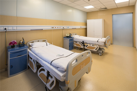 新疆醫(yī)學(xué)會伊麗醫(yī)療整形美容門診部_病房