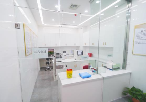 新疆庫爾勒天姿醫(yī)療美容醫(yī)院_消毒室