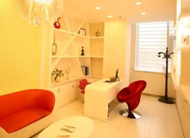 孝感天妃醫(yī)療美容門診部_咨詢室