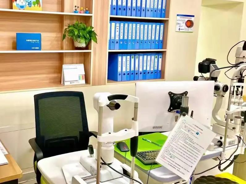忻州愛(ài)爾眼科醫(yī)院_檢測(cè)室