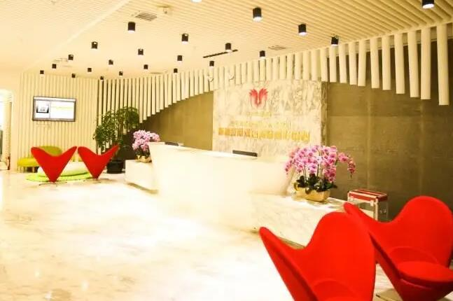 新疆高麗漢白醫(yī)療整形美容醫(yī)院_前臺(tái)