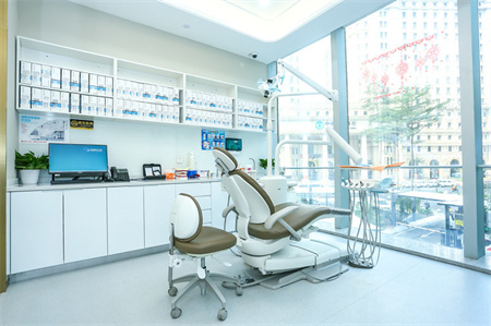 襄陽(yáng)牙美口腔門診部_治療室