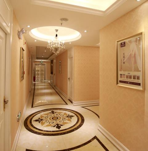 襄陽(yáng)韓素整形美容門(mén)診部_走廊