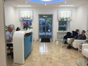 成都可巨顏醫(yī)療美容診所_大廳