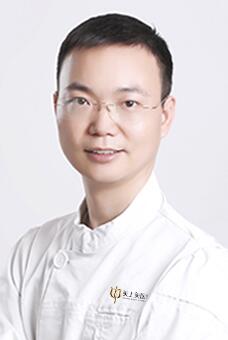 張強(qiáng)富.jpg 張強(qiáng)富.jpg