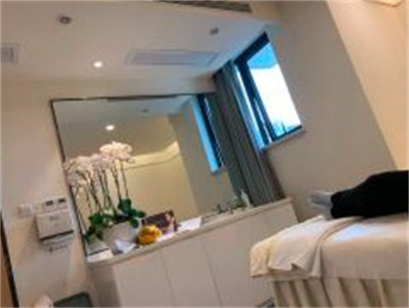 西寧羽黛醫(yī)療美容門診部_治療室