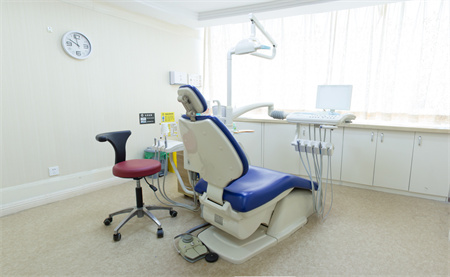 西藏雅博仕口腔醫(yī)院