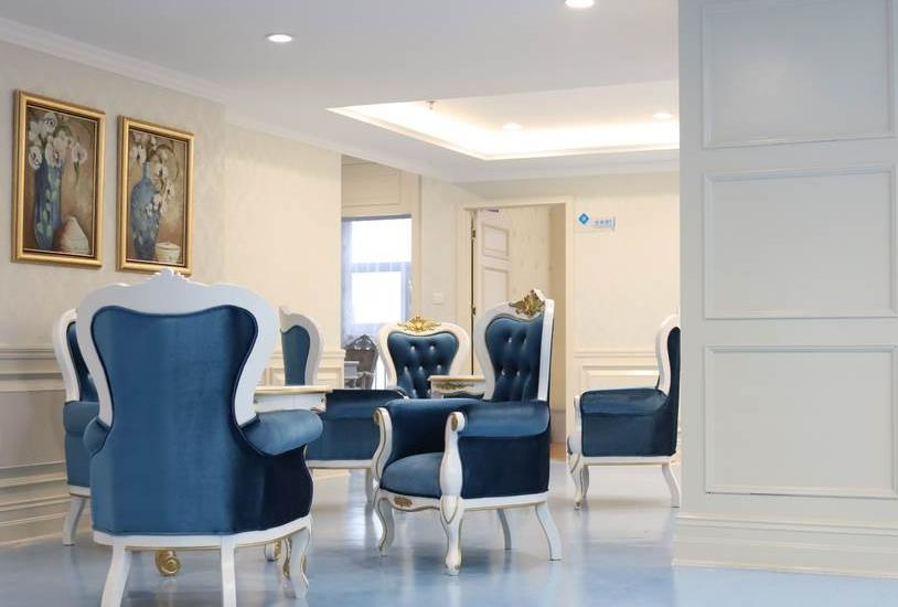 西南醫(yī)科大學(xué)附屬中醫(yī)醫(yī)院醫(yī)學(xué)美容中心_休息區(qū)