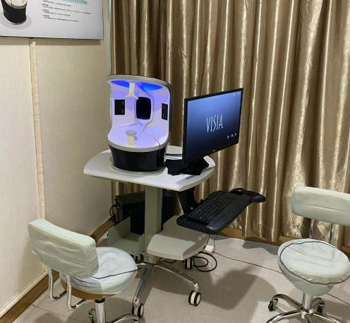 西安眾山臻美醫(yī)療美容門診部_皮膚檢測室