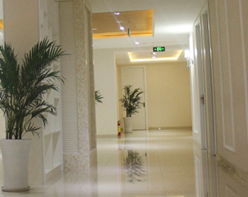 成都美天鵝醫(yī)療美容門(mén)診部_走廊