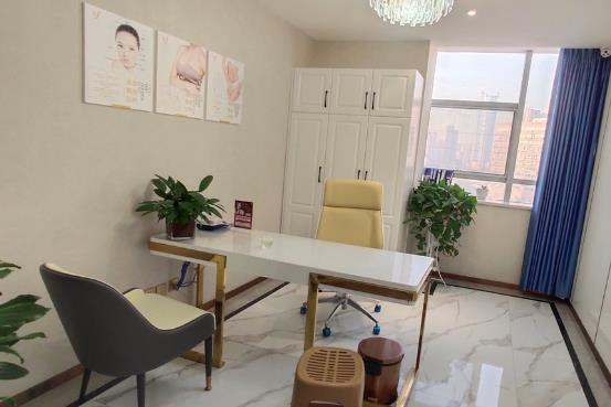 西安洛顏記醫(yī)療美容醫(yī)院_咨詢室