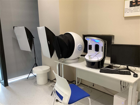 西安蓮韻醫(yī)療美容醫(yī)院_皮膚檢測儀器