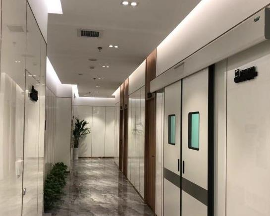 西安精銳植發(fā)醫(yī)療美容門診部_手術室過道