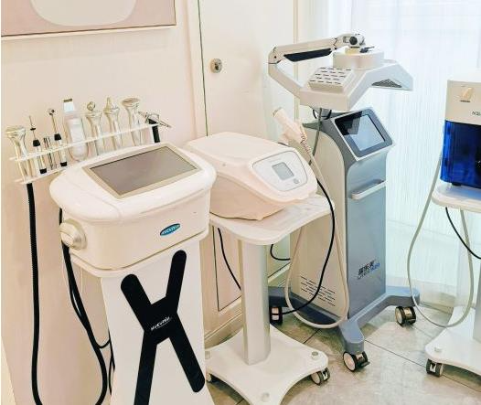 西安琥珀醫(yī)療美容診所_醫(yī)院儀器