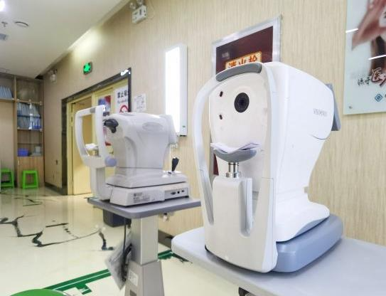 西安海翔眼科醫(yī)院_檢測(cè)儀器