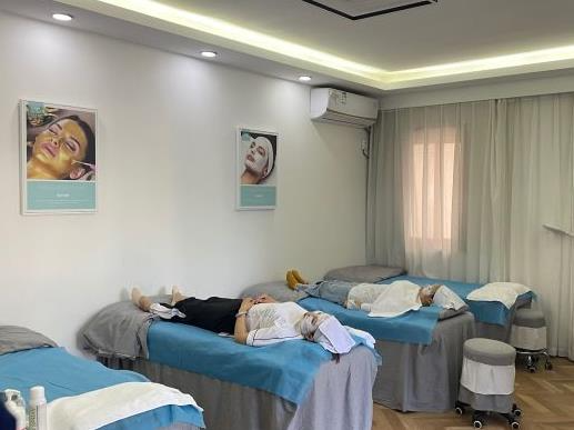 西安多美美諾醫(yī)療美容診所_皮膚治療室