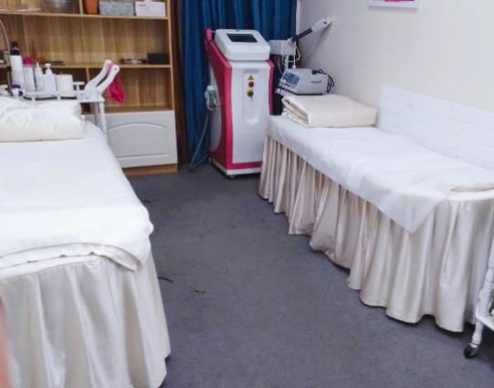 武漢月目醫(yī)療美容門診部_皮膚治療室