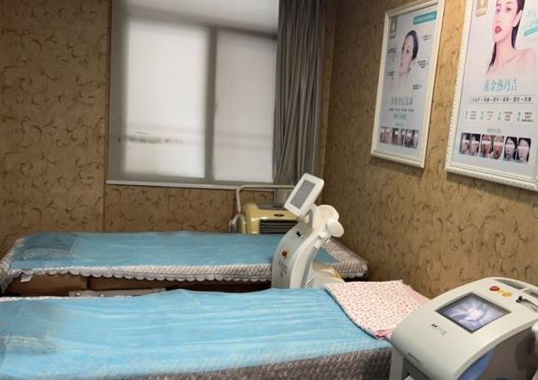 武漢葉子醫(yī)療美容醫(yī)院_皮膚治療室