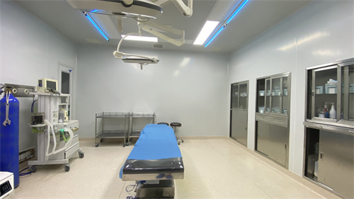 武漢歐若拉醫(yī)療美容門診部_手術(shù)室