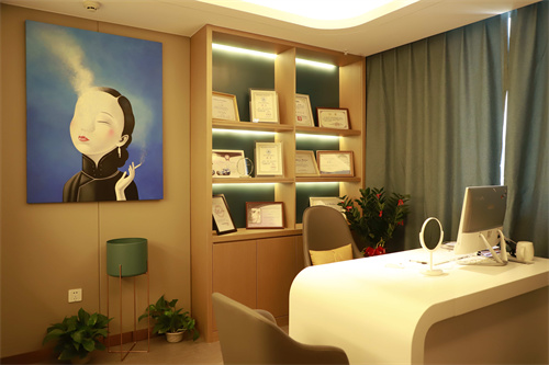 武漢美來整形美容醫(yī)院_咨詢室