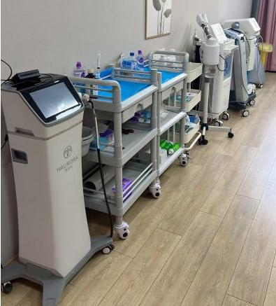 武漢匠歆天巧醫(yī)療美容門診部_醫(yī)院儀器