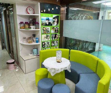 武漢博雅口腔醫(yī)院_休息區(qū)