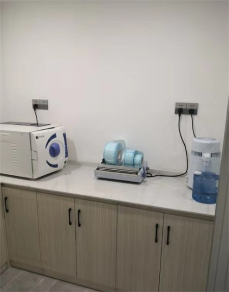 無(wú)錫潘泉口腔診所_消毒室