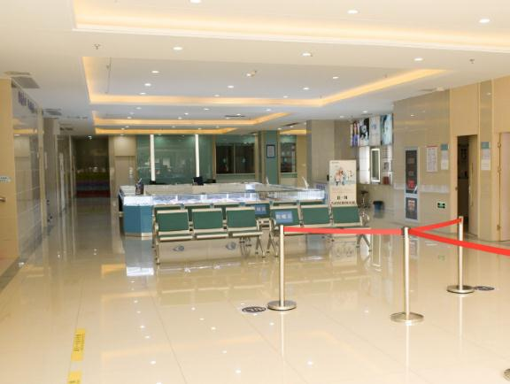 無(wú)錫華廈眼科醫(yī)院_等候區(qū)